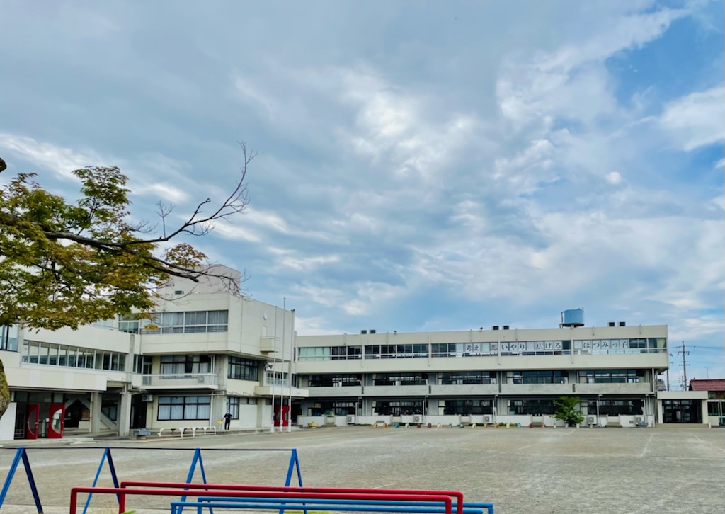 穂積小学校