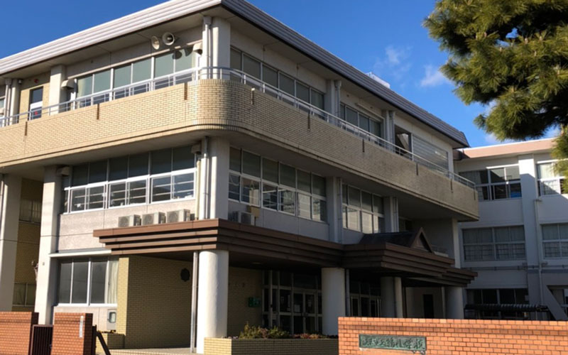 境川中学校