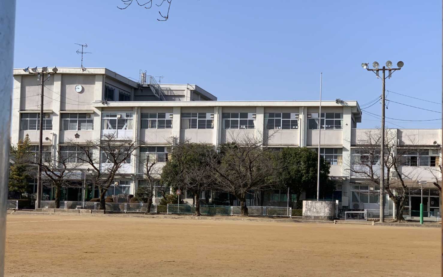 長森西小学校
