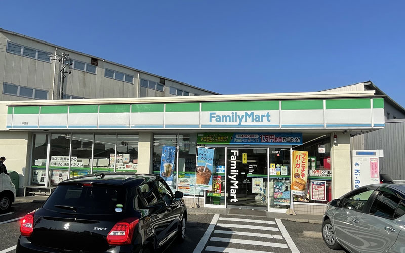 ファミリーマート岐阜前一色店